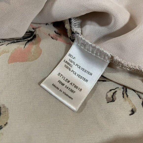 ASTR the label Women XS Tank Top Blouse Beige Chiffon Floral High Low Sheer Back - Picture 4 of 7